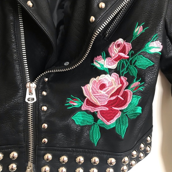Rose and studded faux leather jacket - Picture 7 of 7